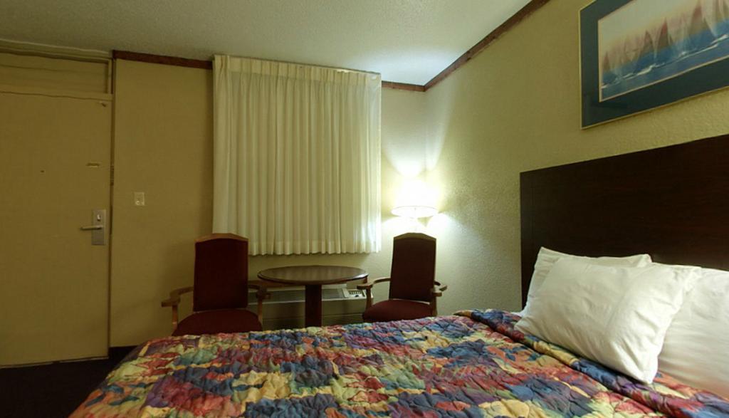 Americas Best Value Inn นิวตัน ห้อง รูปภาพ