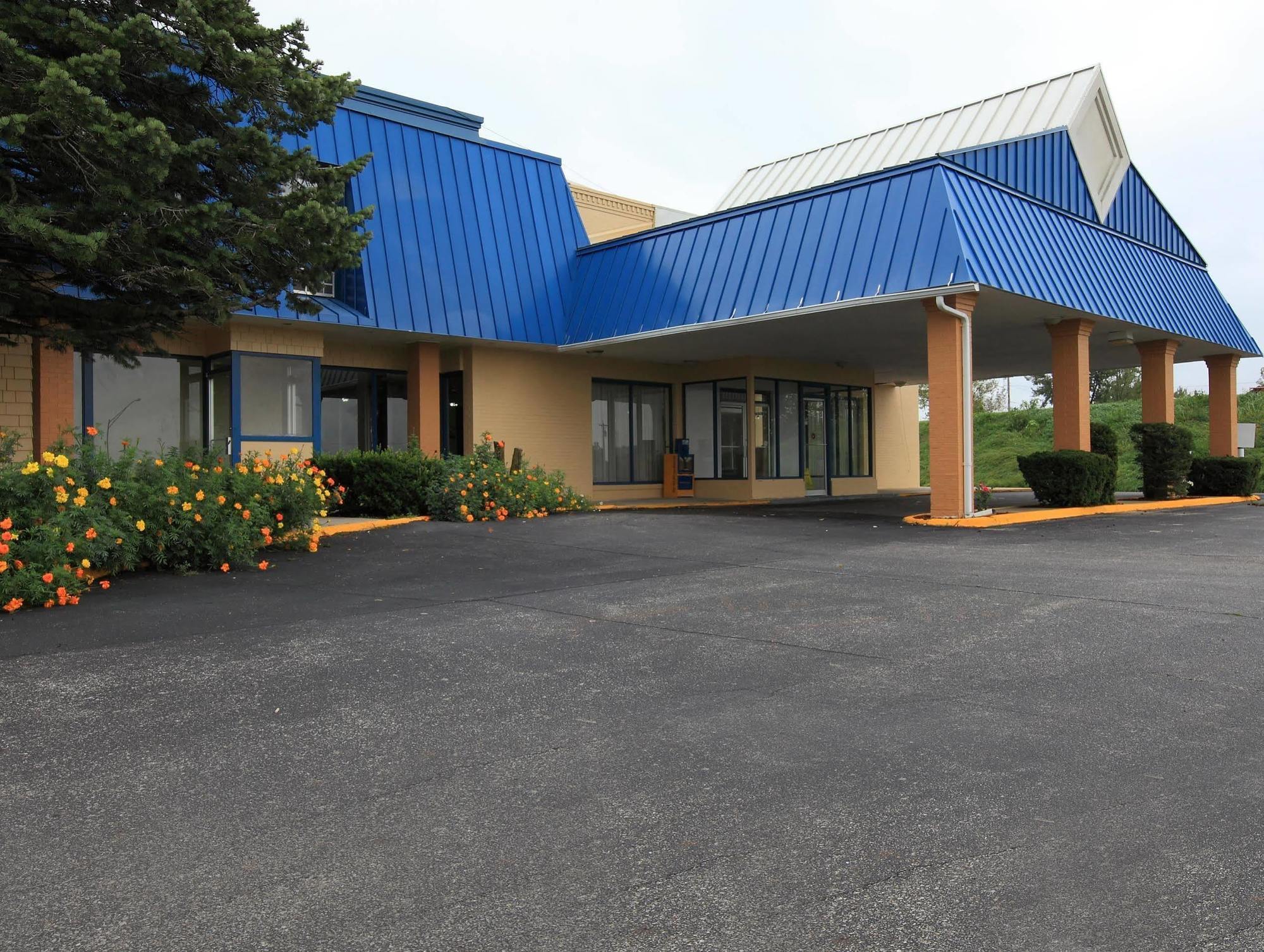 Americas Best Value Inn นิวตัน ภายนอก รูปภาพ